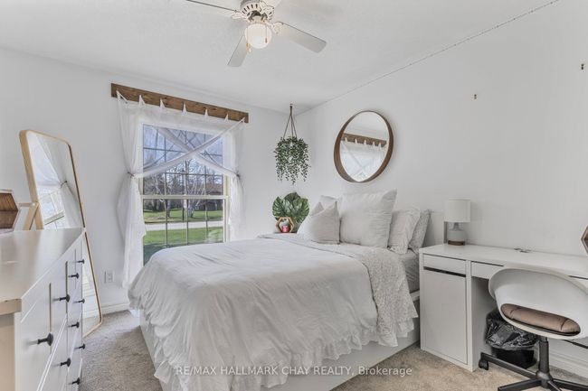 8 Penny Lane, House other with 3 bedrooms, 2 bathrooms and 6 parking in Wasaga Beach ON | Image 21