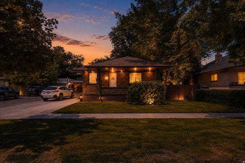 344 W 300 N, Provo, UT, 84601-2713 | Card Image