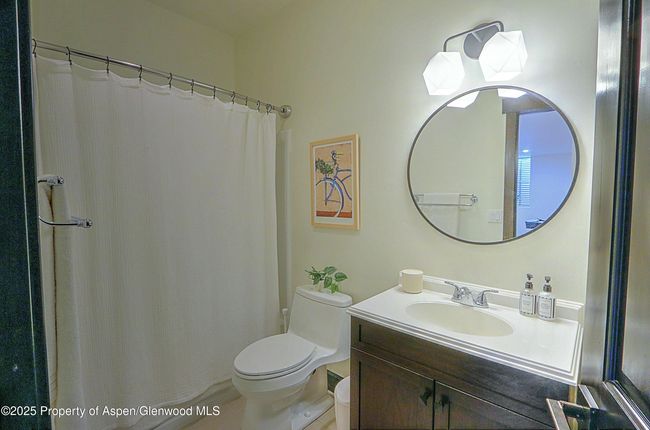 86 Sunrise Ct, House other with 5 bedrooms, 5 bathrooms and null parking in Glenwood Springs CO | Image 39