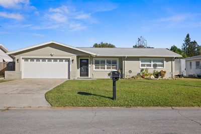 9833 111 Th Street, House other with 2 bedrooms, 2 bathrooms and null parking in Seminole FL | Image 1