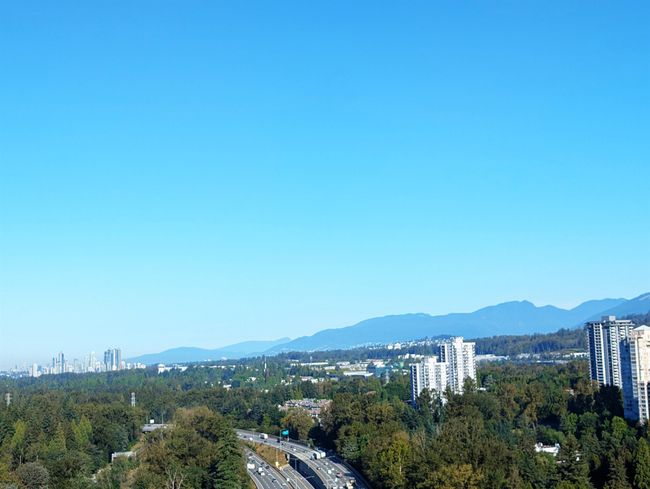 2306 - 308 Alderson Ave, Condo with 1 bedrooms, 1 bathrooms and 1 parking in Coquitlam BC | Image 4