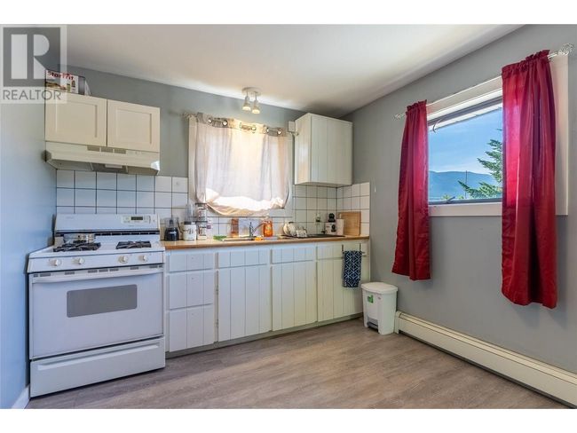 1801 Chapman St, Home with 0 bedrooms, 0 bathrooms and null parking in Merritt BC | Image 20