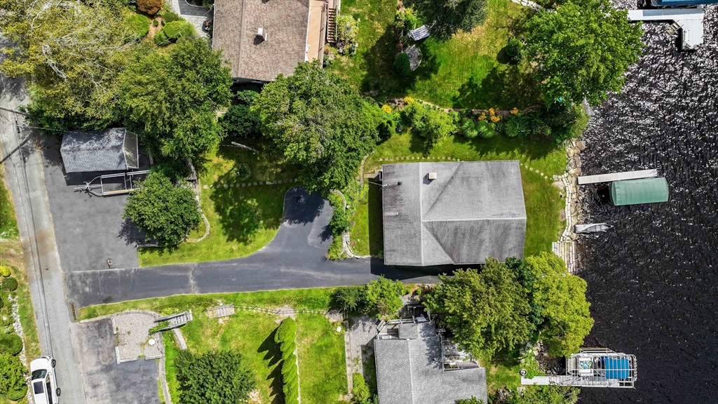 Hackett Ave, Lakeville, MA 02347