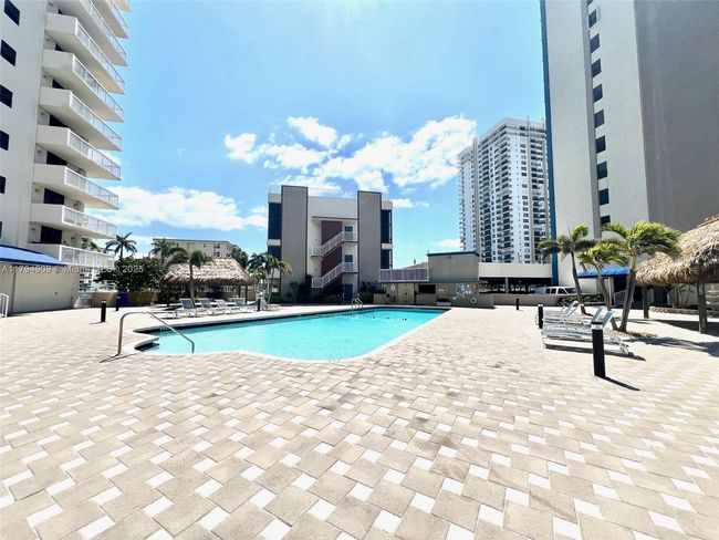 APT-12K - 1500 S Ocean Dr, Condo with 2 bedrooms, 2 bathrooms and null parking in Hollywood FL | Image 31