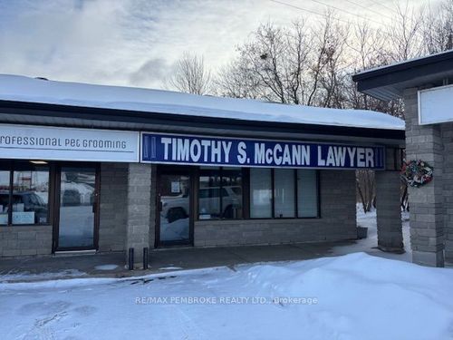 680 Pembroke St E, Pembroke, ON, K8A3M2 | Card Image