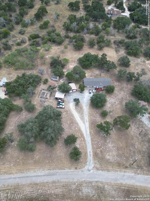 277 County Road 7812, Natalia, TX, 78059-2053 | Card Image