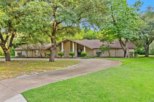 802 Rock Canyon Dr, Duncanville, TX, 75137-2944 | Card Image