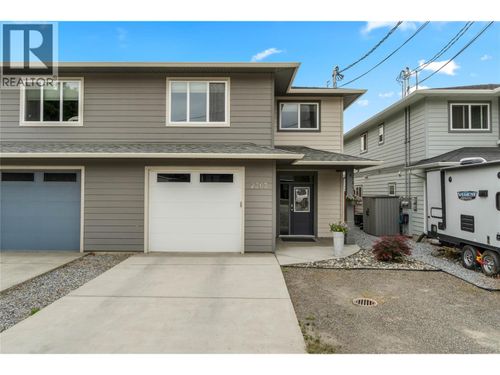 2363 Parkcrest Avenue, Kamloops, BC, V2B4Y2 | Card Image