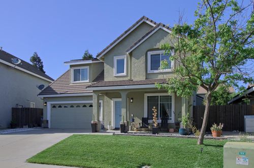 824 Atwell Circle, Woodland, CA, 95776 | Card Image