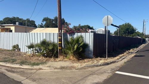 8720 Laird Street, Patterson, CA, 95363 | Card Image