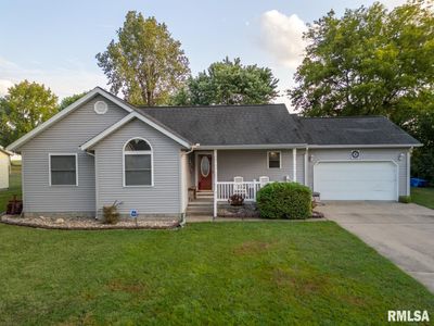 2219 Jennifer Lane, House other with 3 bedrooms, 2 bathrooms and null parking in Marion IL | Image 1