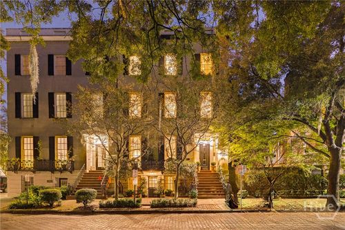 203 W Charlton St, Savannah, GA, 31401-4201 | Card Image