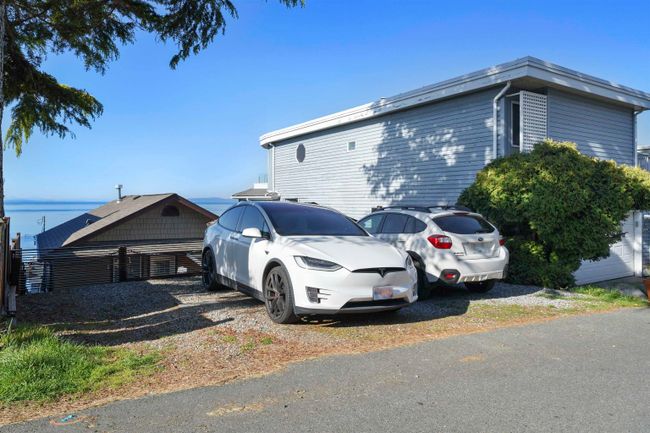 15245 Victoria Avenue, House other with 2 bedrooms, 2 bathrooms and 5 parking in White Rock BC | Image 23