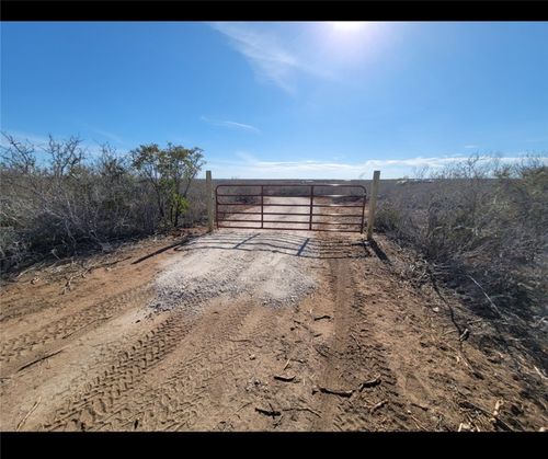 000 Cr 2150, San Diego, TX, 78384 | Card Image