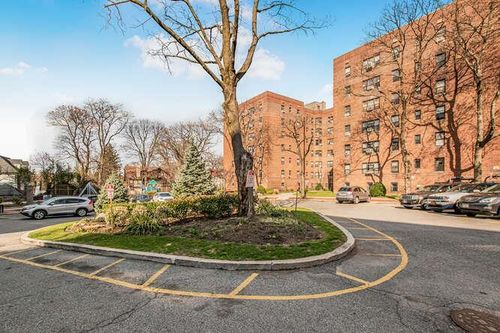 apt-418-2 Fisher Dr, Mount Vernon, NY, 10552-3617 | Card Image