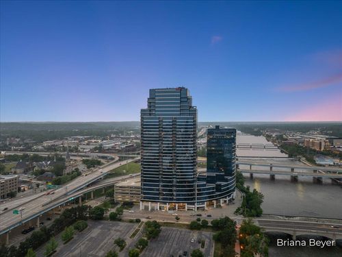 1-335 Bridge St, Grand Rapids, MI, 49504-8702 | Card Image