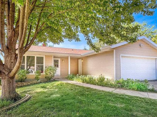 2318 Whitlock Road, MADISON, WI, 53719 | Card Image