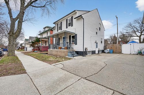 33 Ferrin Pl, Mount Clemens, MI, 48043-5503 | Card Image