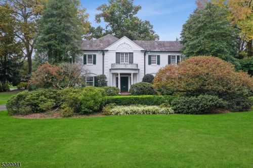 1 Slope Dr, Short Hills, NJ, 07078-2221 | Card Image