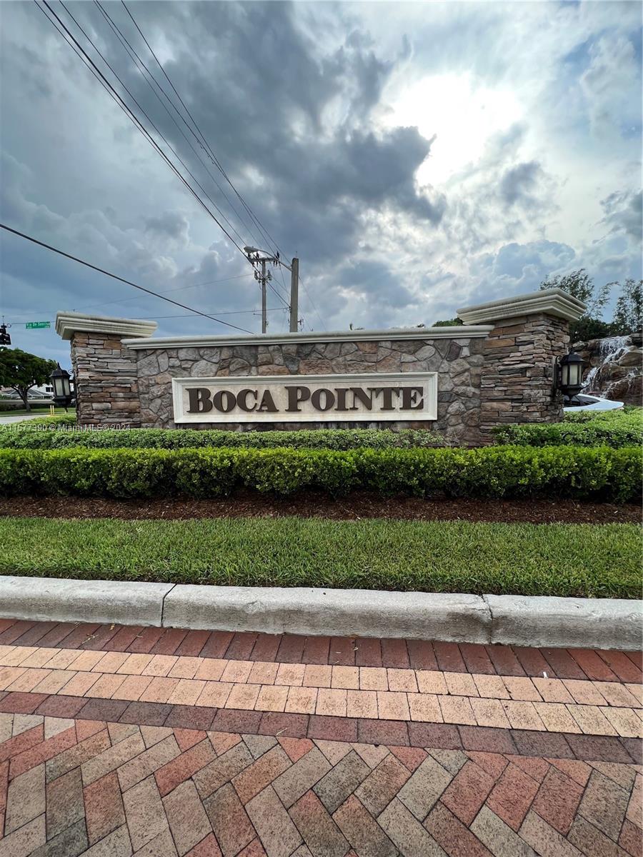 Via Regina , Boca Raton, FL 33433