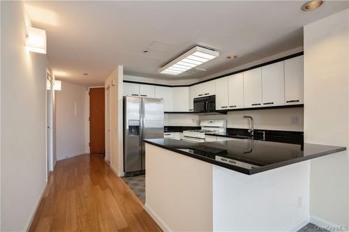 apt-2f-50 E Hartsdale Ave, Hartsdale, NY, 10530-2727 | Card Image
