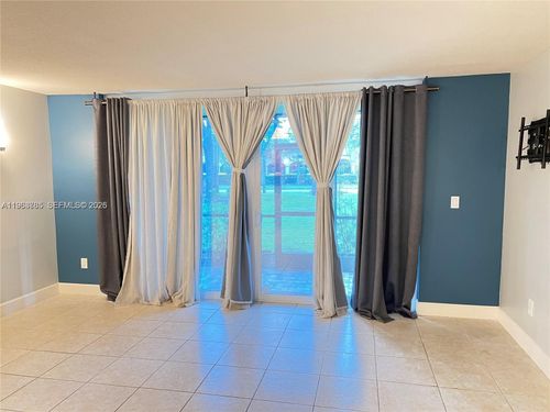 apt-101-6800 Cypress Rd, Plantation, FL, 33317-3041 | Card Image