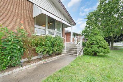 420 W 5 Th St, House other with 4 bedrooms, 3 bathrooms and 5 parking in Hamilton ON | Image 2