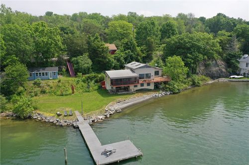 1995 Lake Rd, Aurora, NY, 13026-8706 | Card Image