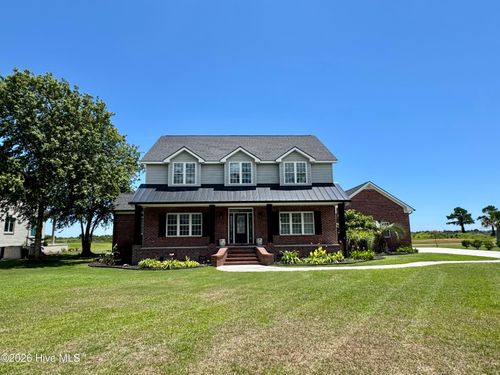 118 Captains Ln, Sneads Ferry, NC, 28460-9662 | Card Image