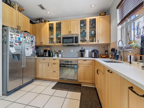 apt-401-5400 Nw 107th Ave, Doral, FL, 33178-4911 | Card Image