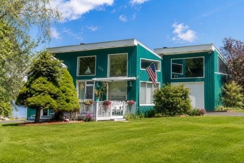 107 Shore Dr, Salem, NH, 03079-1678 | Card Image
