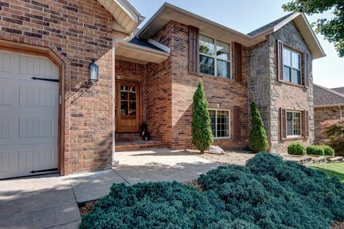 853 E Country Ridge St, Nixa, MO, 65714-7668 | Card Image