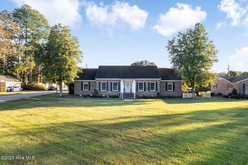 1101 W Queen St, Edenton, NC, 27932-1620 | Card Image