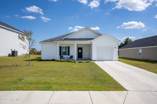 173 N Squires Run Ln, Richlands, NC, 28574-6500 | Card Image