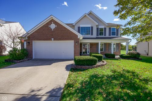 5730 Columbia Cir, Greenwood, IN, 46142-9119 | Card Image