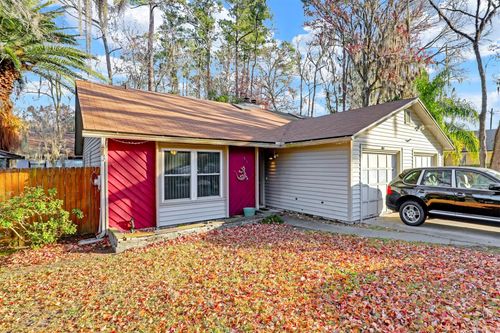 531 Loring Ave, Orange Park, FL, 32073-2932 | Card Image