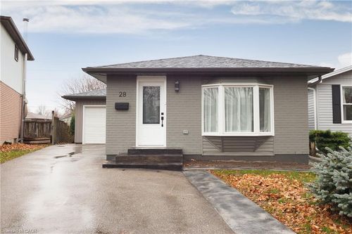 28 Nautical Rd, Brantford, ON, N3P1G6 | Card Image
