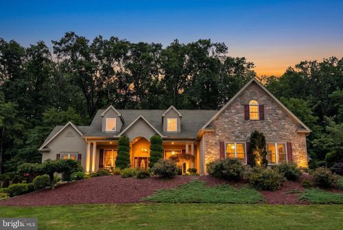 48 Grey Hawk Dr, ORWIGSBURG, PA, 17961-9173 | Card Image