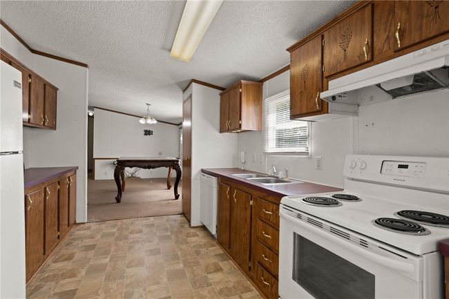 401 Walnut Crest Ct, House other with 4 bedrooms, 2 bathrooms and null parking in Fountain Inn SC | Image 9