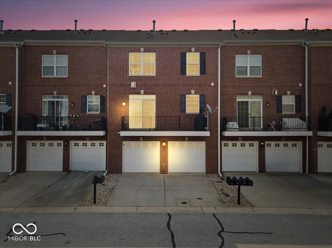 11509 Reagan Dr, Condo with 3 bedrooms, 4 bathrooms and null parking in Fishers IN | Image 25