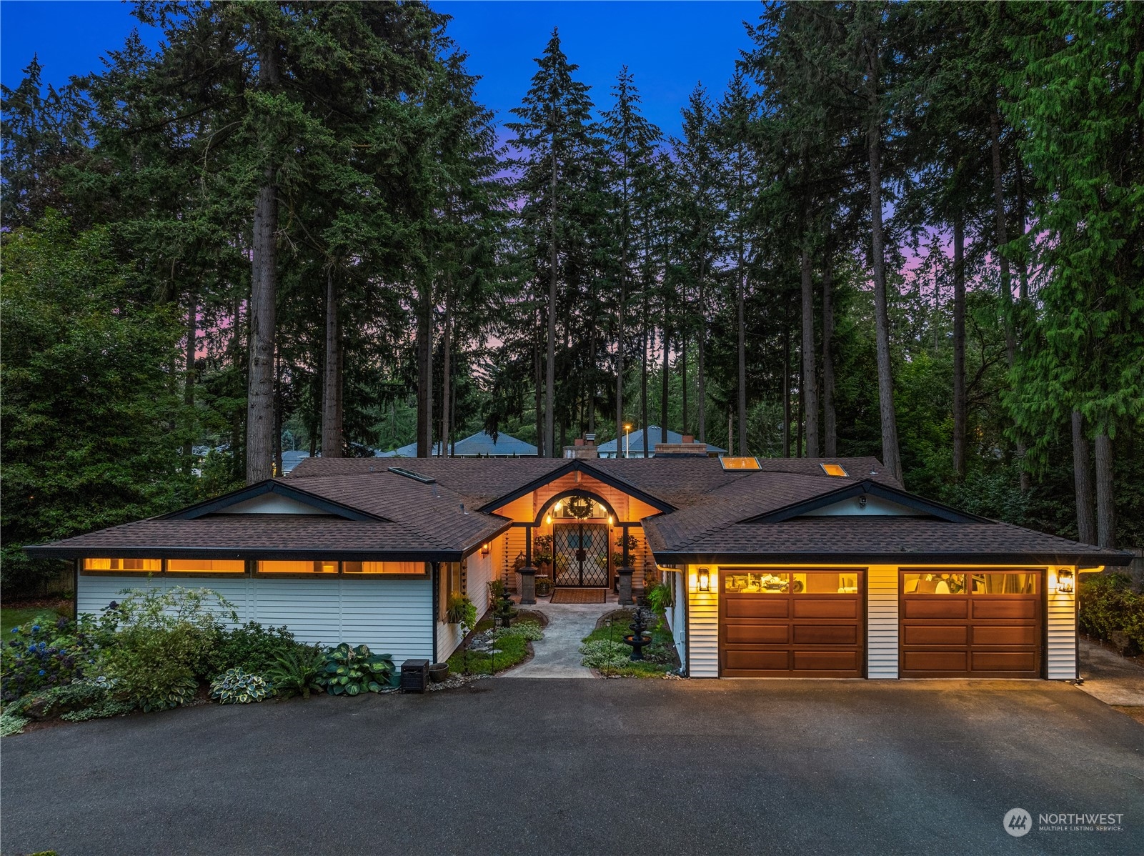 Gravelly Lake Dr, Lakewood, WA 98499