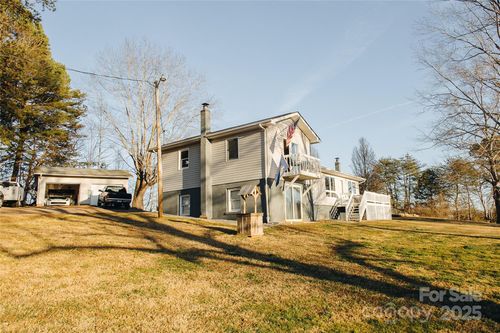 530 Toney Rd, Marion, NC, 28752-9779 | Card Image