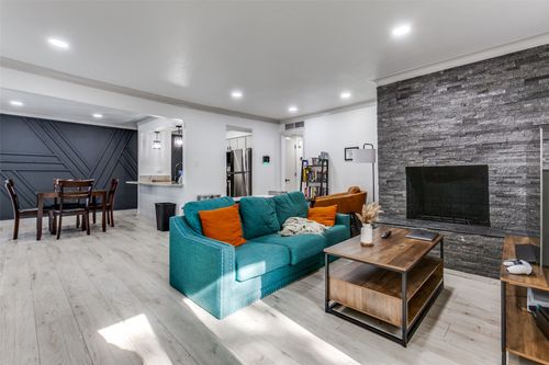 apt-130-5937 E University Blvd, Dallas, TX, 75206-9110 | Card Image