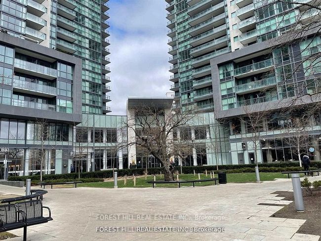 PH206 - 5168 Yonge St, Condo with 2 bedrooms, 3 bathrooms and 1 parking in North York ON | Image 2