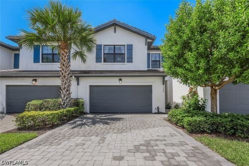 7348 Rockefeller Dr, NAPLES, FL, 34119-9847 | Card Image