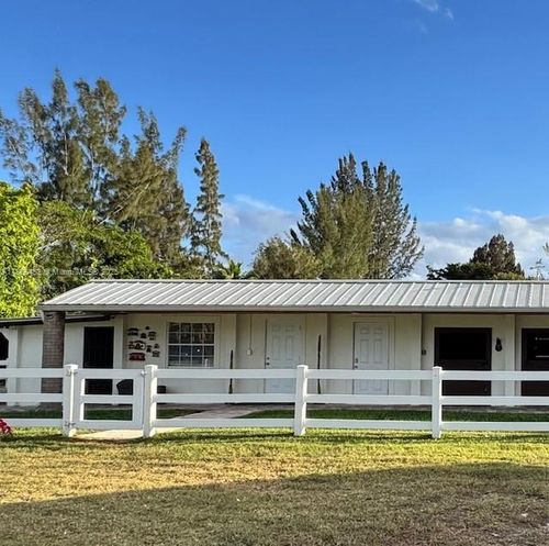 17220 Sw 46th St, Southwest Ranches, FL, 33331-1122 | Card Image