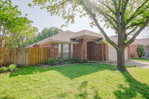 6836 Beverly Glen Dr, Fort Worth, TX, 76132-3554 | Card Image