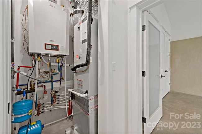 Boiler/on demand water heater. | Image 30
