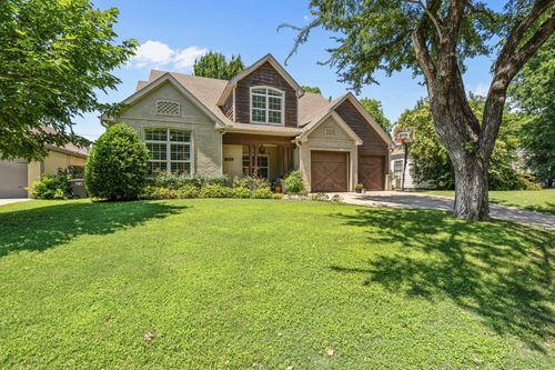 809 Edgefield Road, Fort Worth, TX, 76107 | Card Image