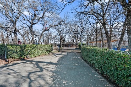 5020 County Road 605, Burleson, TX, 76028-1176 | Card Image